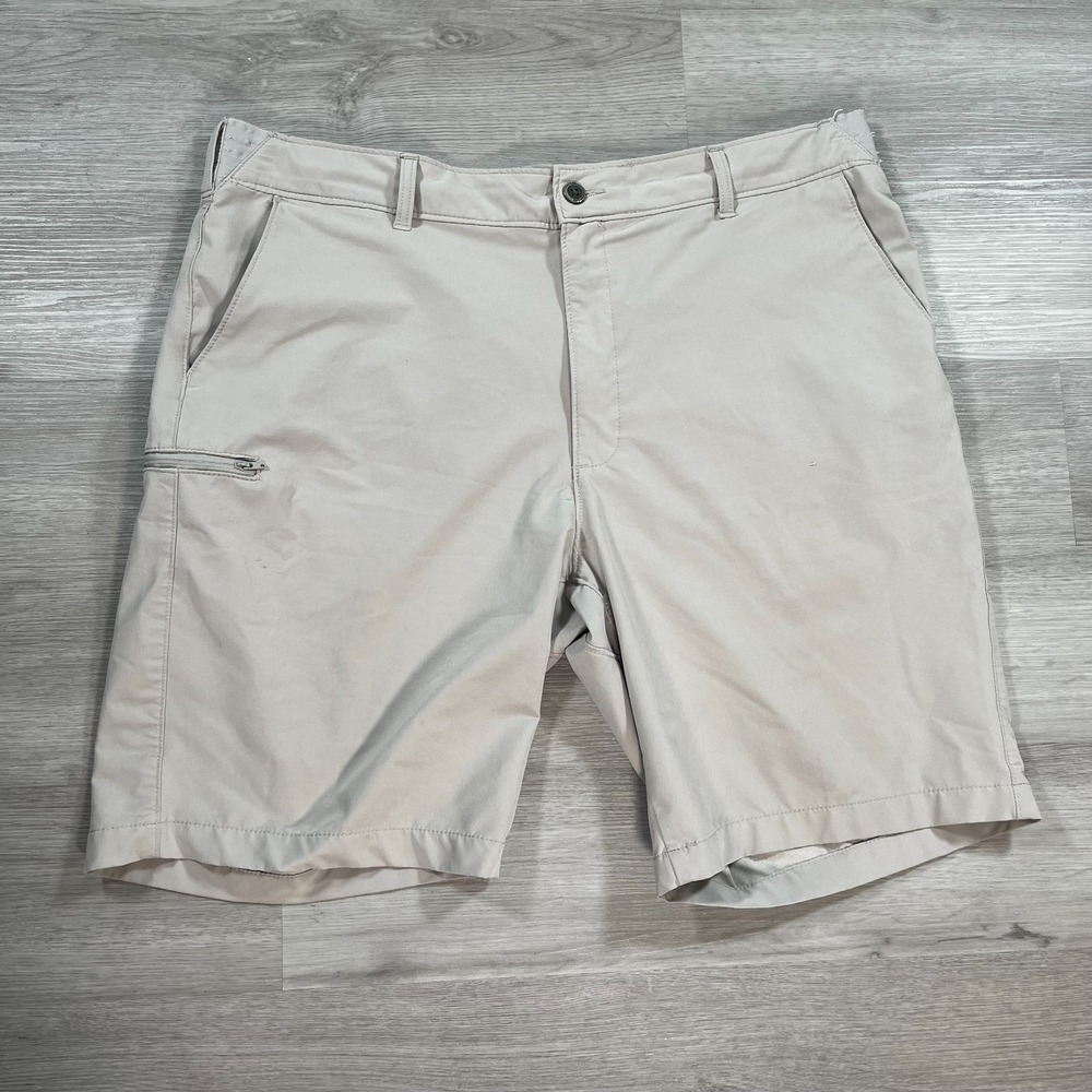 Lee Performance Series Tri-Flex Shorts Mens Size 42 Tan Super Stretch